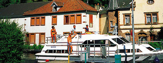 self drive canal boats Boofzheim