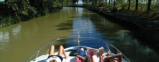 self drive canal boats Trèbes