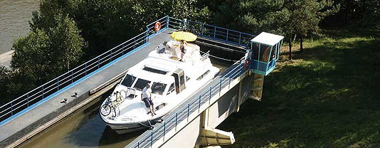 self drive canal boats Waltenheim sur Zorn